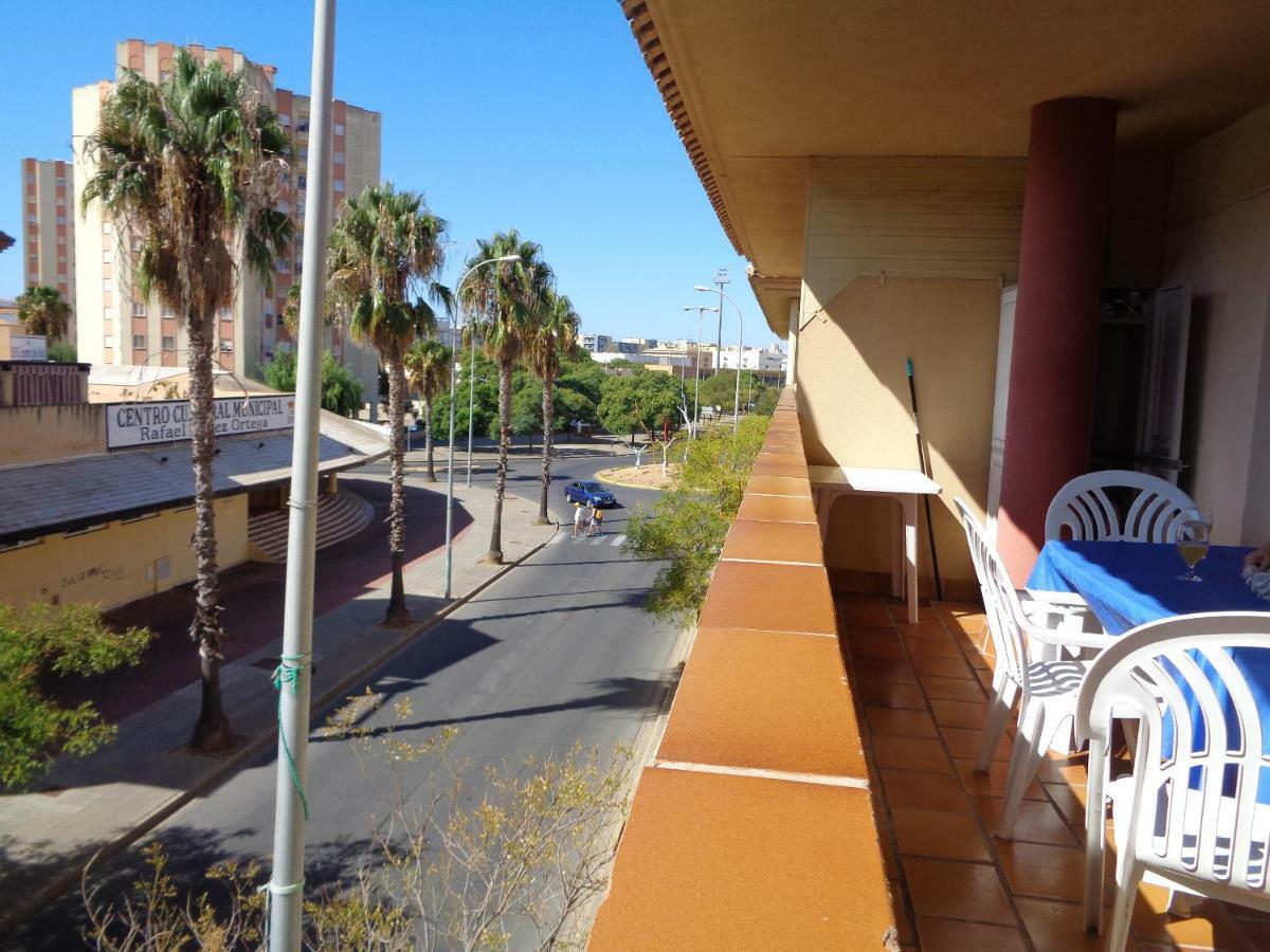Apartamento Calle Fundadores Исла-Кристина Экстерьер фото